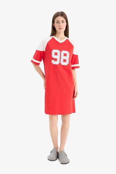 DeFacto Printed V-Neck Short Sleeve Nightgown-Fall in Love E7649Ax25Sp
