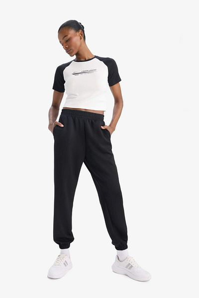 DeFacto Slim Fit Slim Fit Ribbed T-Shirt - Crew Neck Printed Sports Tshirt