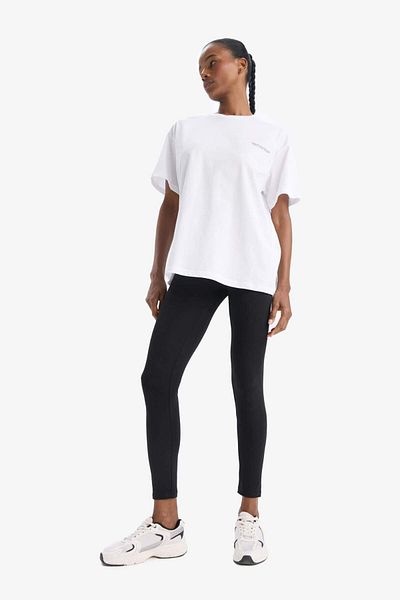 DeFacto Fit Oversize Wide Fit Crew λαιμόκοψη κοντομάνικο λευκό μπλουζάκι T7793az25sp