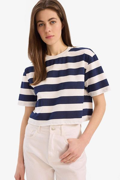 DeFacto Boxy Fit Crew Neck Striped Combed Cotton Short Sleeve T-Shirt C6198Ax25Sm