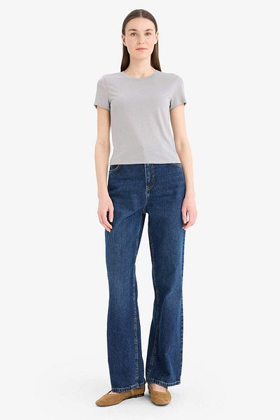 DeFacto Fitted Crew Neck Basic Plain Short Sleeve T-Shirt E7953Ax25Sm