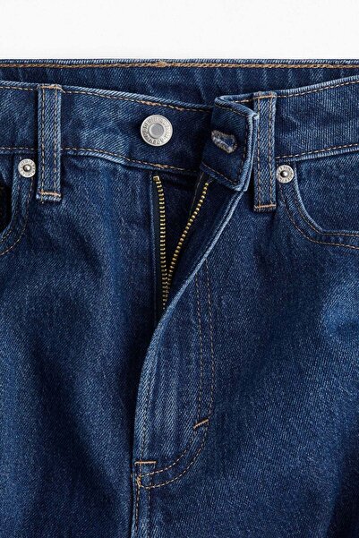 H&M بنطلون جينز ضيق ومستقيم القصة حتى الكاحل