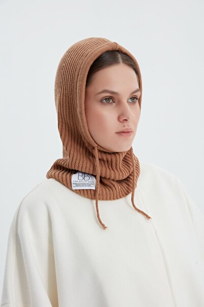 Birgül Bektaş Камел Балаклава з трикотажною в'язкою
