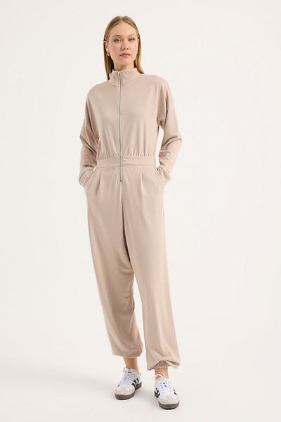 Birgül Bektaş Beige Zipper Detailed Jumpsuit