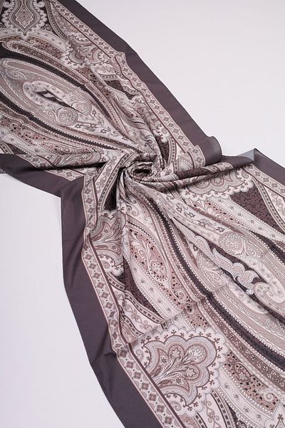 Levidor Patterned Love Shawl - Pattern-04 - Color-07