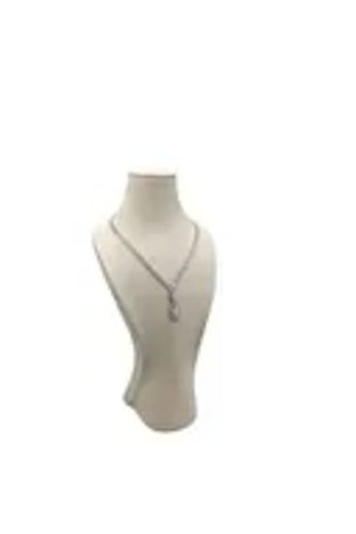 MeGass Dekor Εγχώριας Παραγωγής Adonis Model Geranium Fabric Cream Χρώμα Ύψος 33cm Κολιέ Κοσμήματα Επίδειξη Μανεκέν