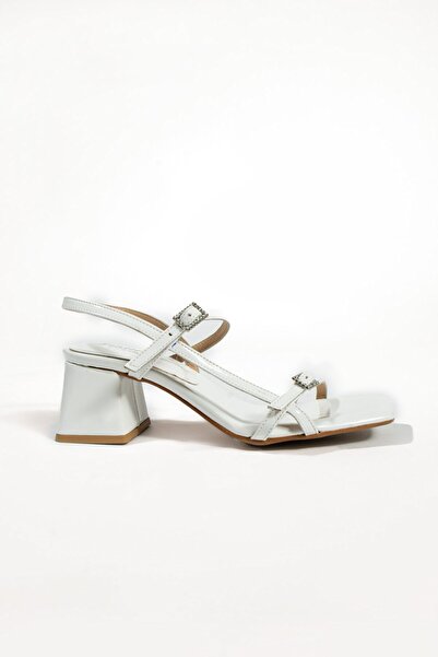 Seniorah Frida White Patent Leather - Women's Heeled Shoes