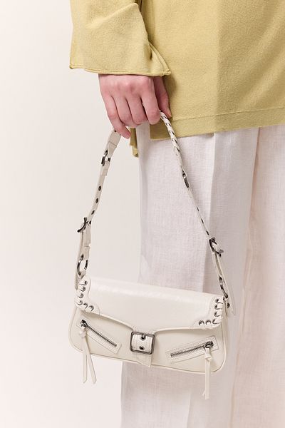 Manuka Buckle Detailled Shoulder Bag Ecru