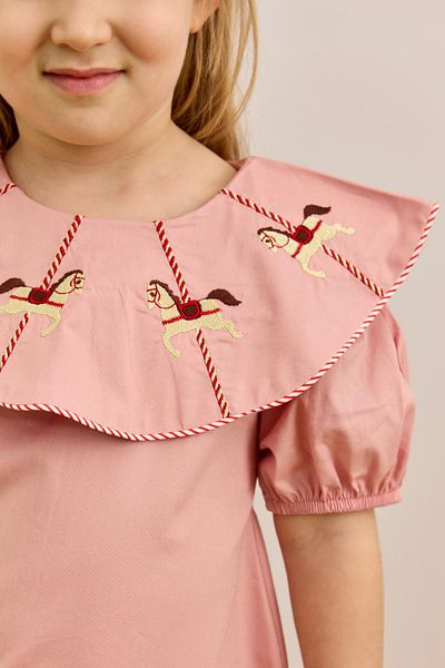 Fahhar Kids Rochie brodata cu cal roz