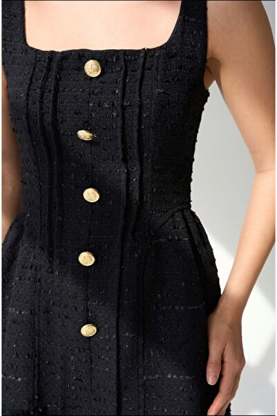 Serenay Atelier Коротке плаття з квадратним вирізом, бретельками та ґудзиками