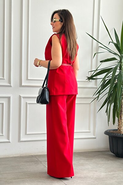 Yağmur Butik Yakası Şal Düğmeli Yeleği Kemerli Pantolonlu Takım