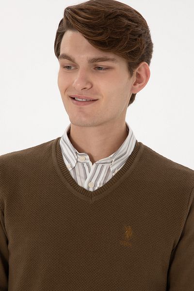 U.S. Polo Assn. Men's Khaki Basic Sweater 50288886-Vr027