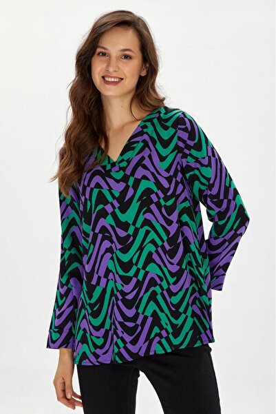 İKİLER V Yaka Eteği Yırtmaçlı Desenli Bluz 234-3014