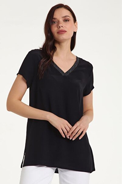 İKİLER Yakası Sim Bantlı Eteği Yırtmaçlı Kısa Kol Bluz 023-3022