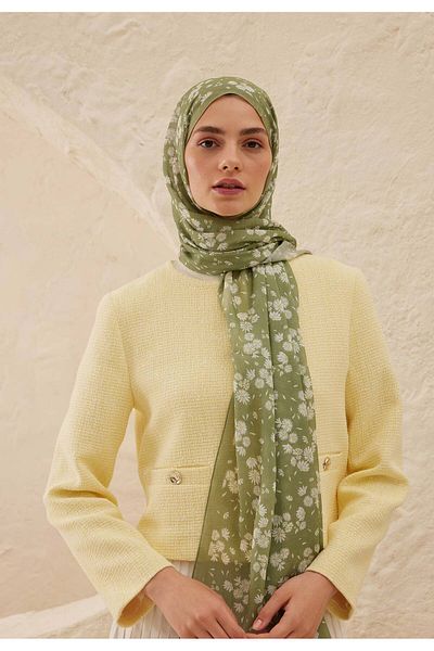 Fresh Daisy Patterned Rami Shal