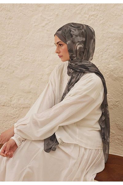 Fresh Silver Color Summer Rose Patterned Ram Shawl