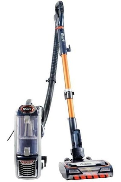 Shark Corded Vacuum Cleaner, Anti-Twist Technology, 750 Watts ,NZ801MET