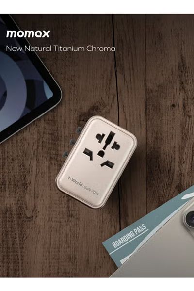 Momax UA8 1World 70W GaN 5 Ports+ Multi Plug Travel Adapter Multi Volt 100 250V USB-C/USB-A Titanium