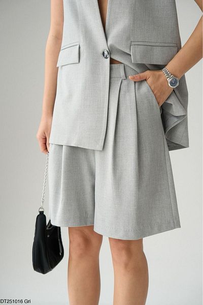 Lupies Women's Gray Oversize Vest-Shorts 2-Piece Set