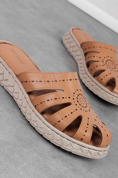 Lal Shoes & Bags Γυναικείες παντόφλες Kayla από γνήσιο δέρμα με δικτυωτό πλέγμα με λεπτομέρειες