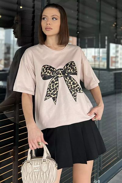 GÜLSELİ Tricou de damă cu decolteu rotund cu imprimeu cu panglică cu model leopard Koyutaş