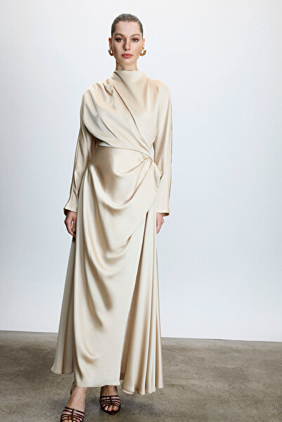 MERCI MS FANCY Asimetrik Drapeli Yüksek Yaka Saten Uzun Abiye Elbise