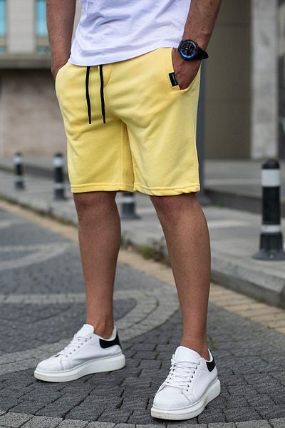 Madmext Žluté pánské šortky Regular Fit 4842