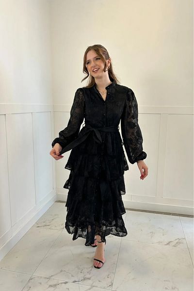 Afiş Butik Φόρεμα με λουλουδάτο σχέδιο με λουλουδάτο σχέδιο με λεπτομέρεια σε στρώσεις