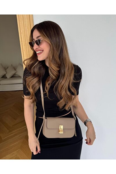 Tina İstanbul Geantă tip baghetă cu închidere cu zăvor auriu, culoare nurcă