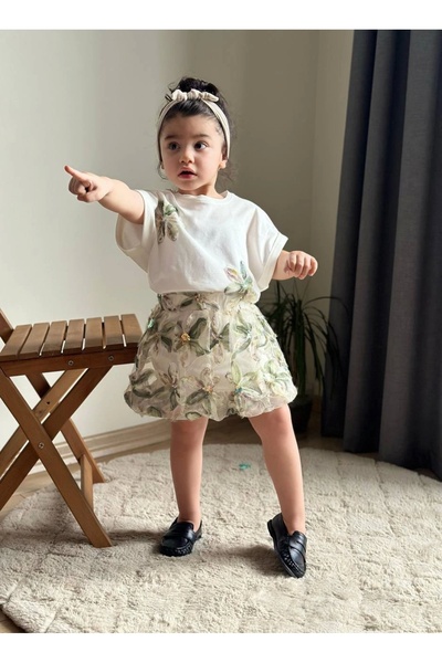 Kidmark Çocuk Modası Girls' Summer Outfit with Green Lily Embroidered Applique Skirt
