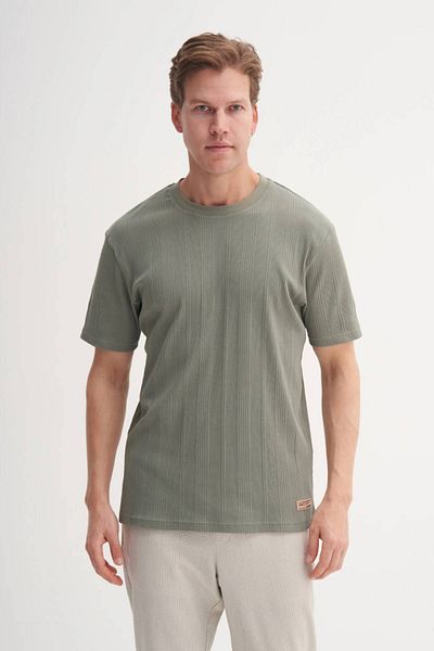 Cazador Tricou simplu Lycra slim cu decolteu