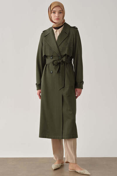 Tuğba Rüzgarlık Nakış Detaylı Trençkot - Haki