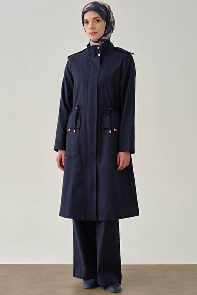 Tuğba Renkli Grogren Detaylı Kap - Lacivert