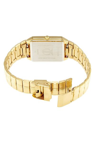 Generic Titan Karishma Analog Round Watch For Men S