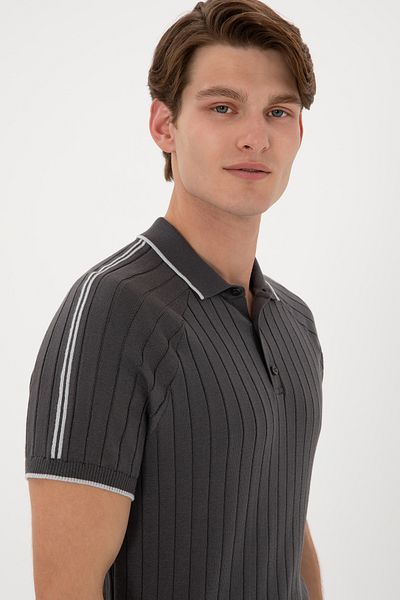 U.S. Polo Assn. Men's Slim Fit Crew Neck Anthracite T-Shirt 50306481 -Vr006