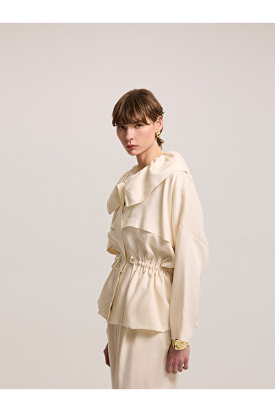 BAQA Bel Bağcıklı Açık Bej Ceket
