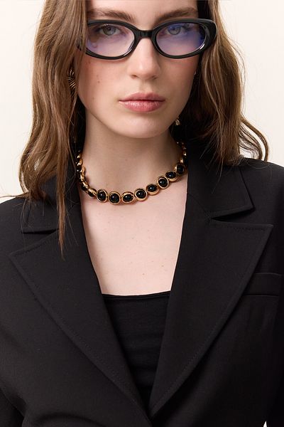 Manuka Easy Reverse Black Bead Detailed Necklace