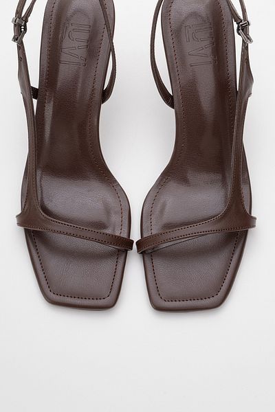 LuviShoes Pantofi cu toc pentru femei MELBY din piele maro