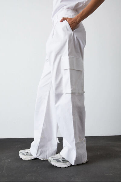 Beyyoglu Paçası Ayarlanabilir Pileli Pantolon