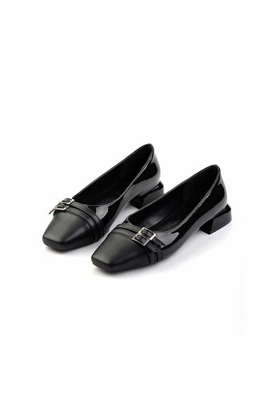 Bambi Women's Black Ballerinas - K 01213130509   Model