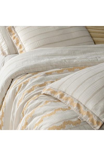 Sarev مجموعة غطاء لحاف مزدوج من Yellow Mood Comfort Matheo