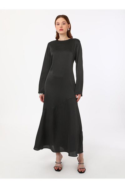 Refka Rochie Hijab din Satin Decupaj Asimetric - Neagra - Refka
