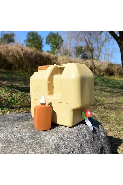 LC Portable water container with a 20L capacity,includes a handwashing bottle,faucet,cleaning brush