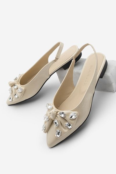 Marjin Damen-Ballerinas aus Satin mit spitzer Zehenpartie und Schleife, die nicht verpassen dürfen