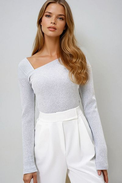 VAGGON Women's Grimelange Boat Neck Blouse, One Shoulder Open Cashore