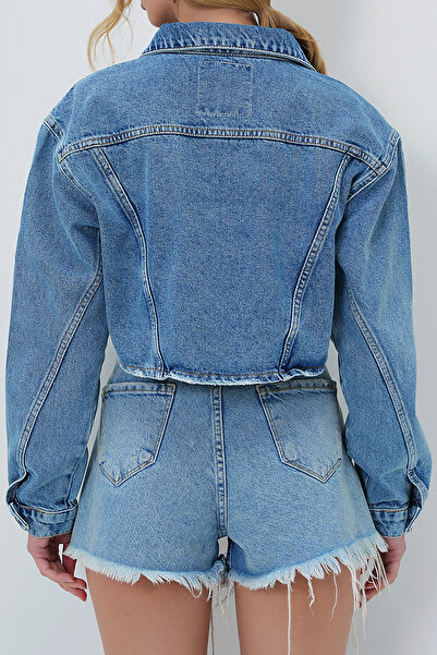 VAGGON Women's Blue Frayed Vintage Stitching Detailed Crop Jean Jacket Prmx13561