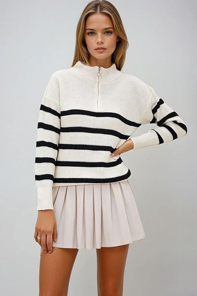 VAGGON Women's Ecru Black Stand Collar Half Zipper Striped Sweater Prmx12973