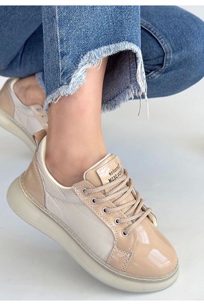 KAZAX Piona Beige Patent Leather Lace-Up Sneakers
