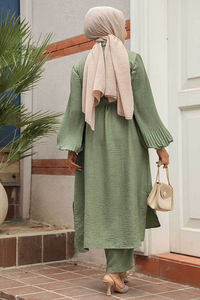 Neva Style بدلة حجاب مزدوجة بأزرار باللون الأخضر - 12581CY