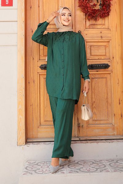Neva Style طقم حجاب مزدوج منقوش باللون الأخضر الزمردي - 12502ZY